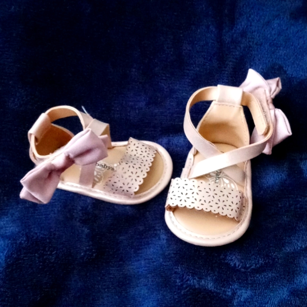 Koala baby size 0 strappy sandals with Velcro bow